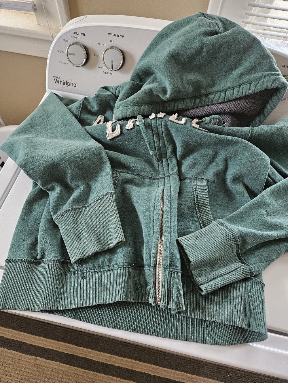 American Eagle Sweatshirts - Picture 3 of 11